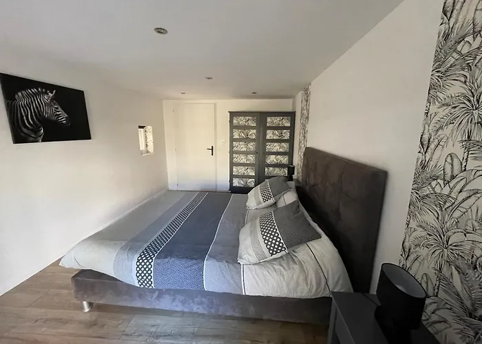 Cezembre La Houssiere